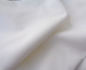 Fotoliu mediu relaxo xl alb umplut cu perle polistiren marca Pufrelax - imagine 3