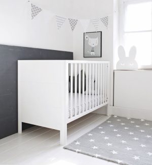 Patut din lemn pentru bebe inaltime saltea reglabila Smooth Alb 120x60 cm - imagine 3