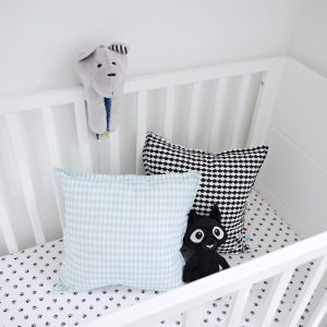 Patut din lemn masiv transformabil pentru bebe si junior Smooth 140 x 70 cm - imagine 6