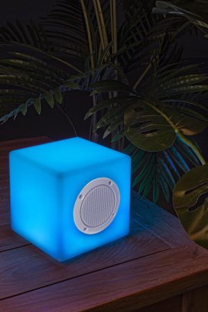 l lampa led cu difuzor bluetooth bizzotto cube 7 culori cablu usb telecomanda 15x15x15 cm 1.jpg