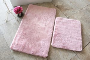 l set covoras de baie 2 bucati chilai home de alessia colors of fibre acrilice roz deschis.jpg