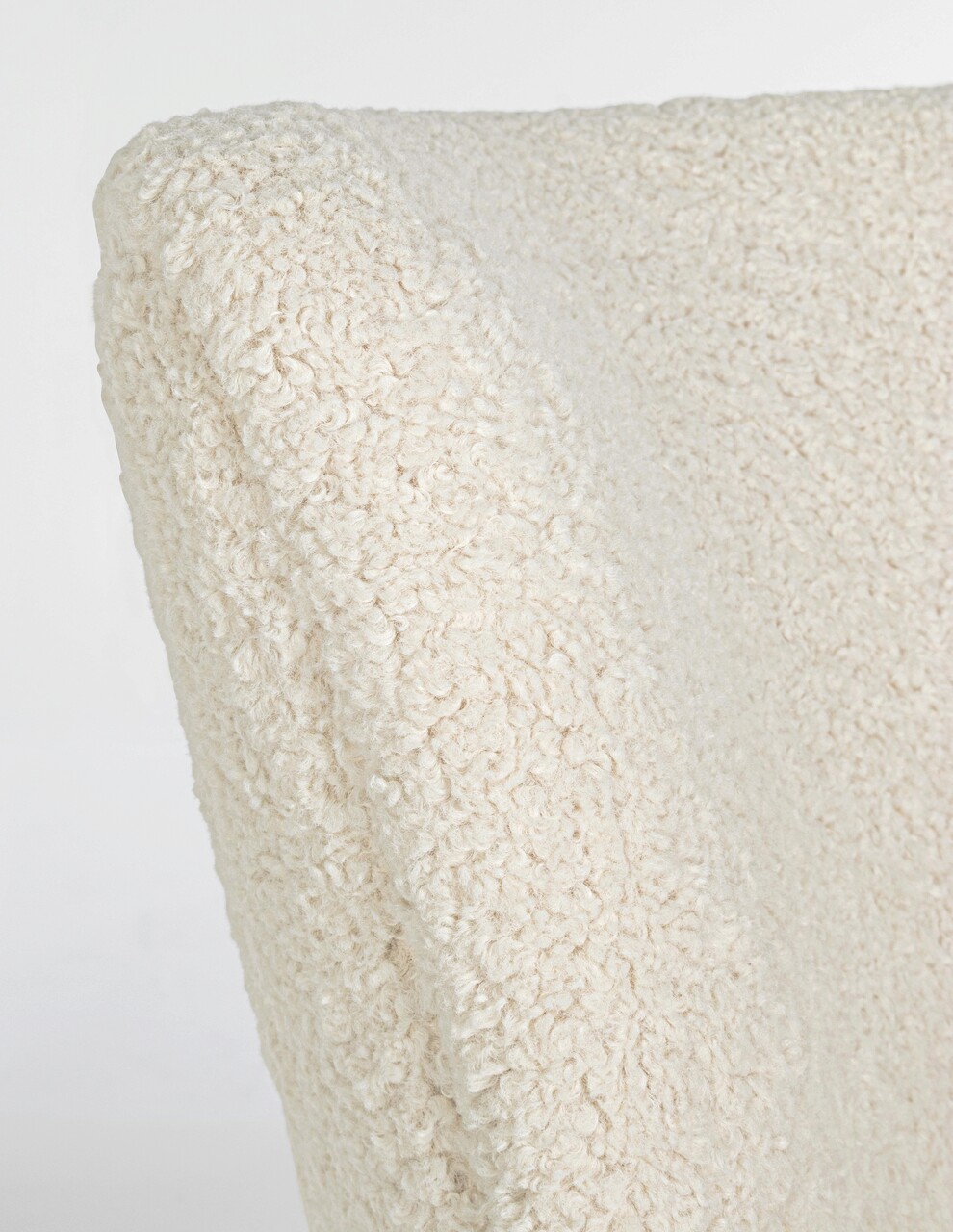 Fotoliu Moritz, Bizzotto, 66.5 x 73.5 x 81.5 cm, lemn de pin/arbore de cauciuc/poliester, alb 6 l fotoliu moritz bizzotto 665 x 735 x 815 cm lemn de pinarbore de cauciucpoliester alb 5.jpg