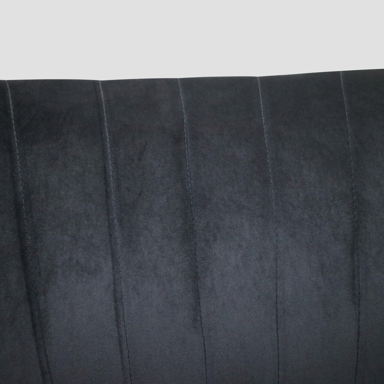 Fotoliu Eloya, Homla, 75.5x71x86 cm, MDF/catifea din poliester, negru/alb 6 Fotoliu Eloya, Homla, 75.5x71x86 cm, MDF/catifea din poliester, negru/alb - imagine 6